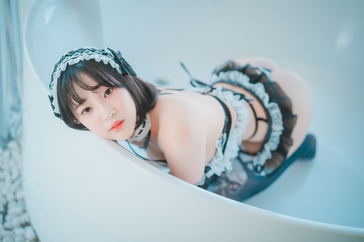 Kang In-kyung (강인경) - Maido